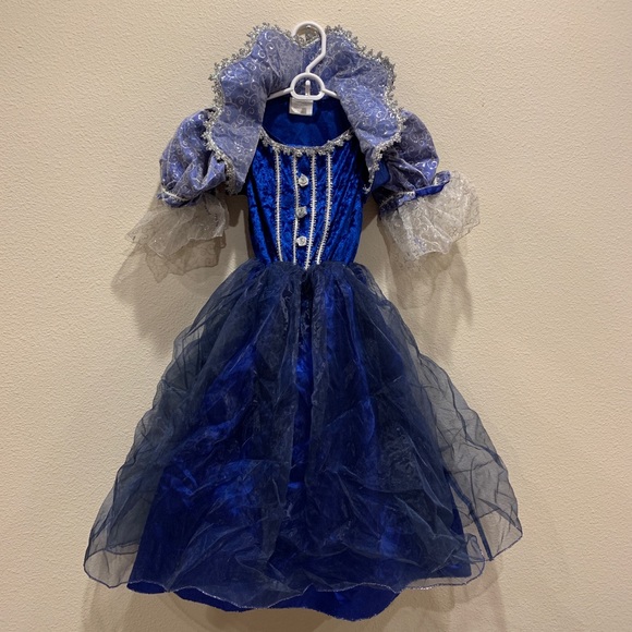 Princess Dress Up Size 3